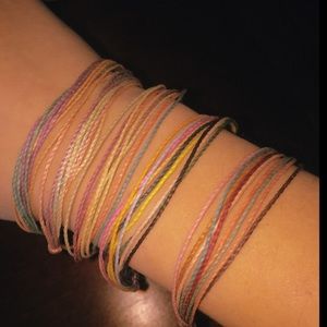 NWOT Pura Vida Bracelets (5)